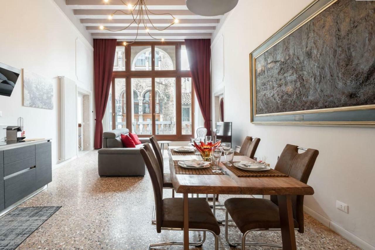 Apartment Ponte Raspi Canal View Venice Exterior photo