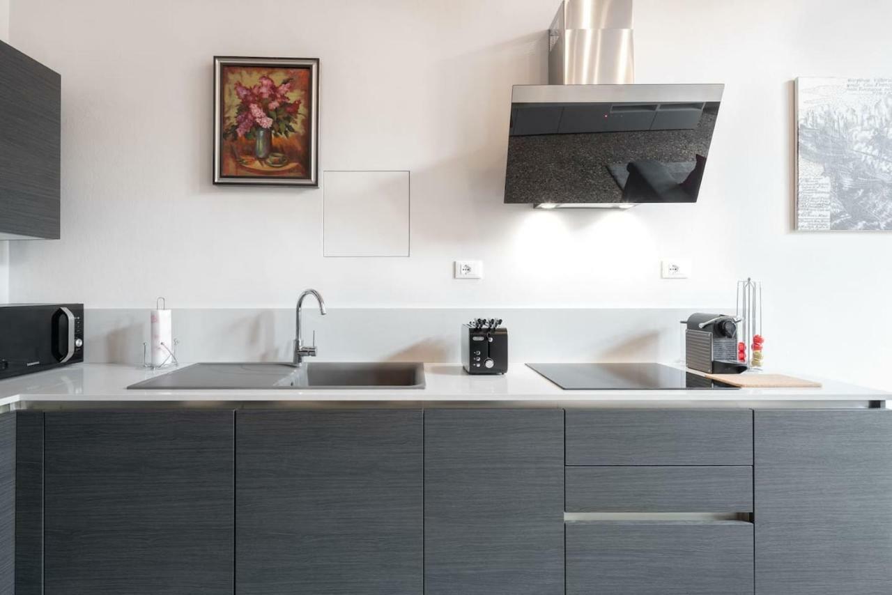 Apartment Ponte Raspi Canal View Venice Exterior photo