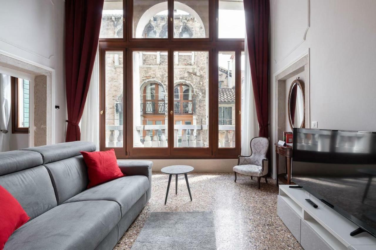 Apartment Ponte Raspi Canal View Venice Exterior photo