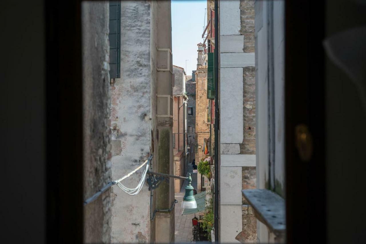 Apartment Ponte Raspi Canal View Venice Exterior photo