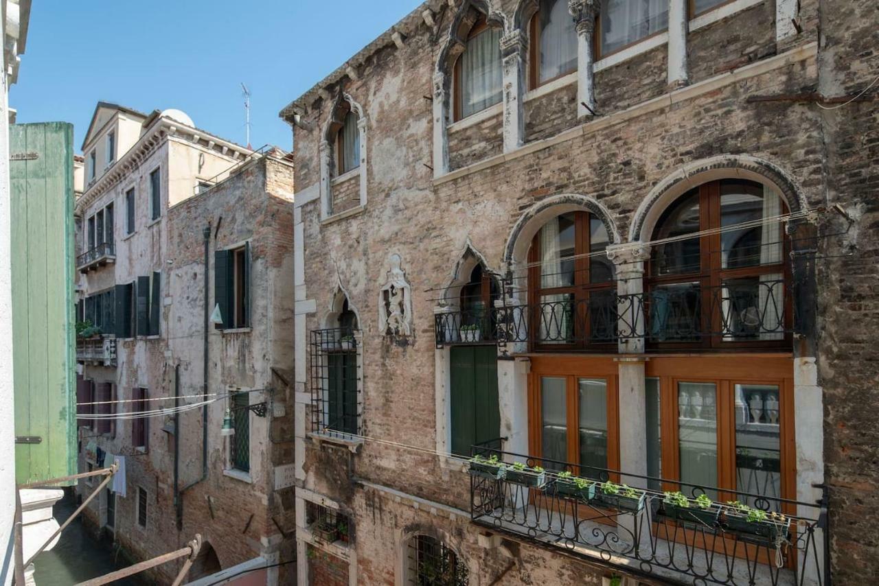 Apartment Ponte Raspi Canal View Venice Exterior photo